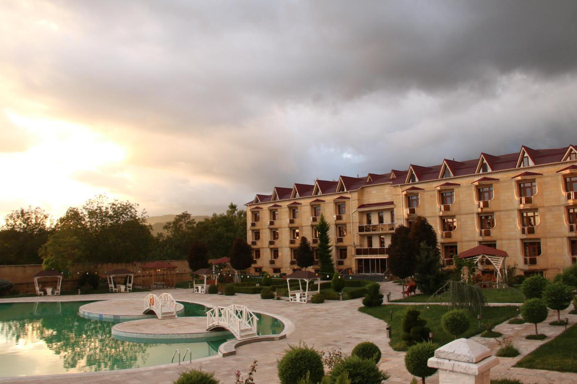 Gabala Yeddi Gozel Hotel Zewnętrze zdjęcie